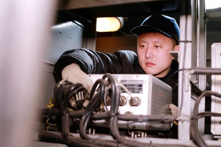 信号工的逆袭 刘博用匠心点亮万里铁道安全灯