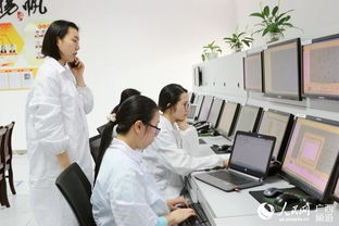 南宁通信段女职工 以巾帼匠心精检细修，筑牢通信设备安全防线